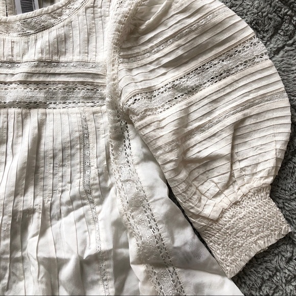 [Sold] Aritzia Sunday Best Jadie Blouse - Picture 3 of 8